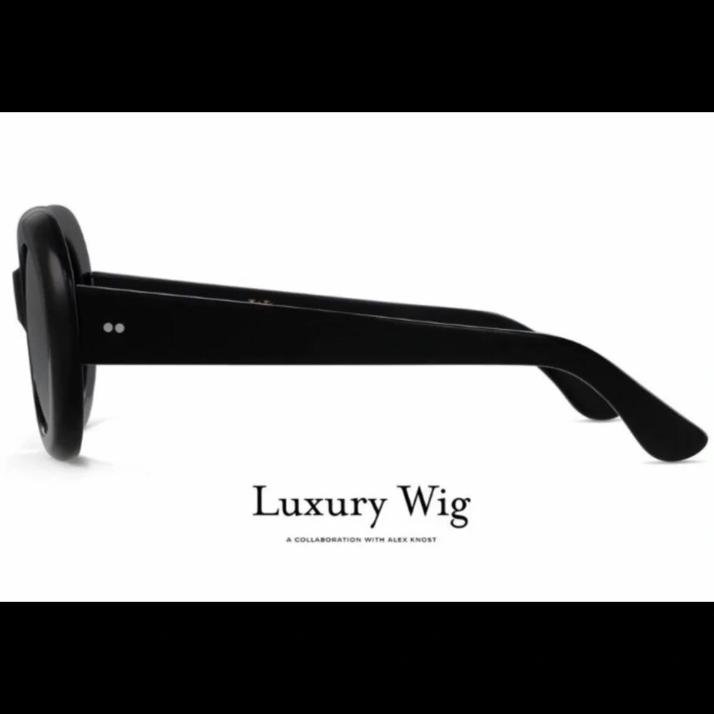 RAEN bold oval